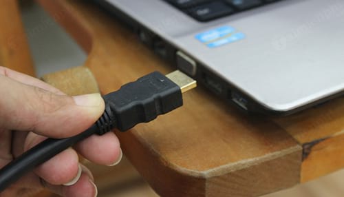 Cách kết nối máy tính, laptop với Tivi qua cổng HDMI